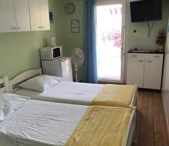 아파트 Stella Maris 로고즈니차