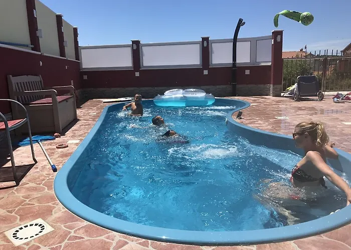 Stella Maris * 로고즈니차